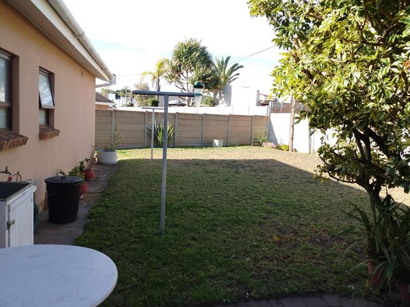 3 Bedroom Property for Sale in Bayview Western Cape